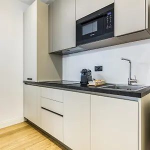  Apartamento Beplace In San Babila