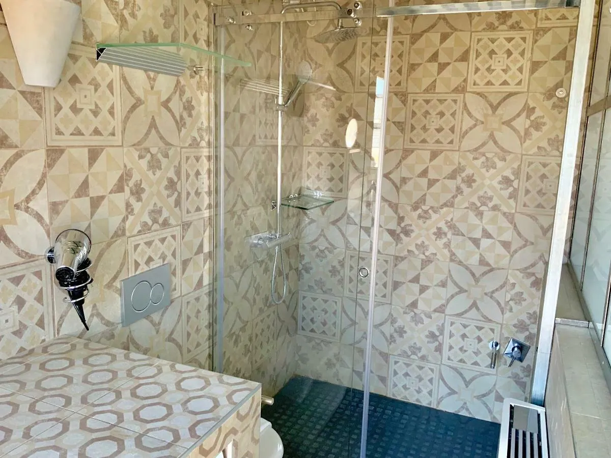 Luxury Studio Unique View Near Main Station Milán